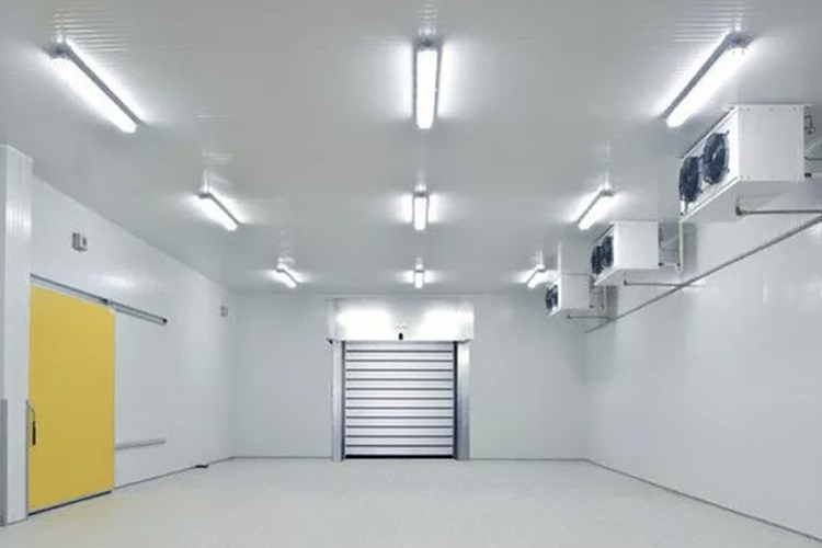 Basliksiz-1_0005_Industrial-cold-room-1024x725-1